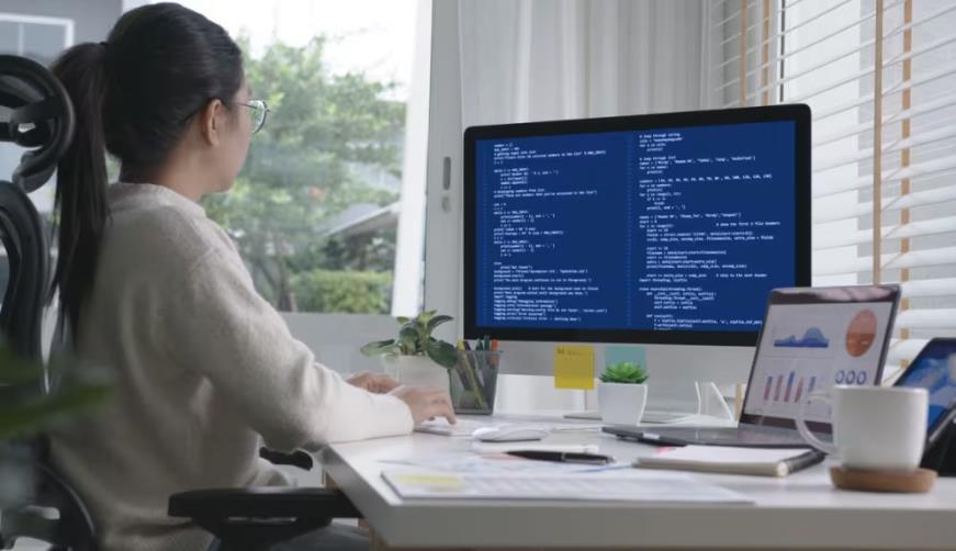 银州区企业数字化解决方案:机器学习赋能商业模式升级的核心路径